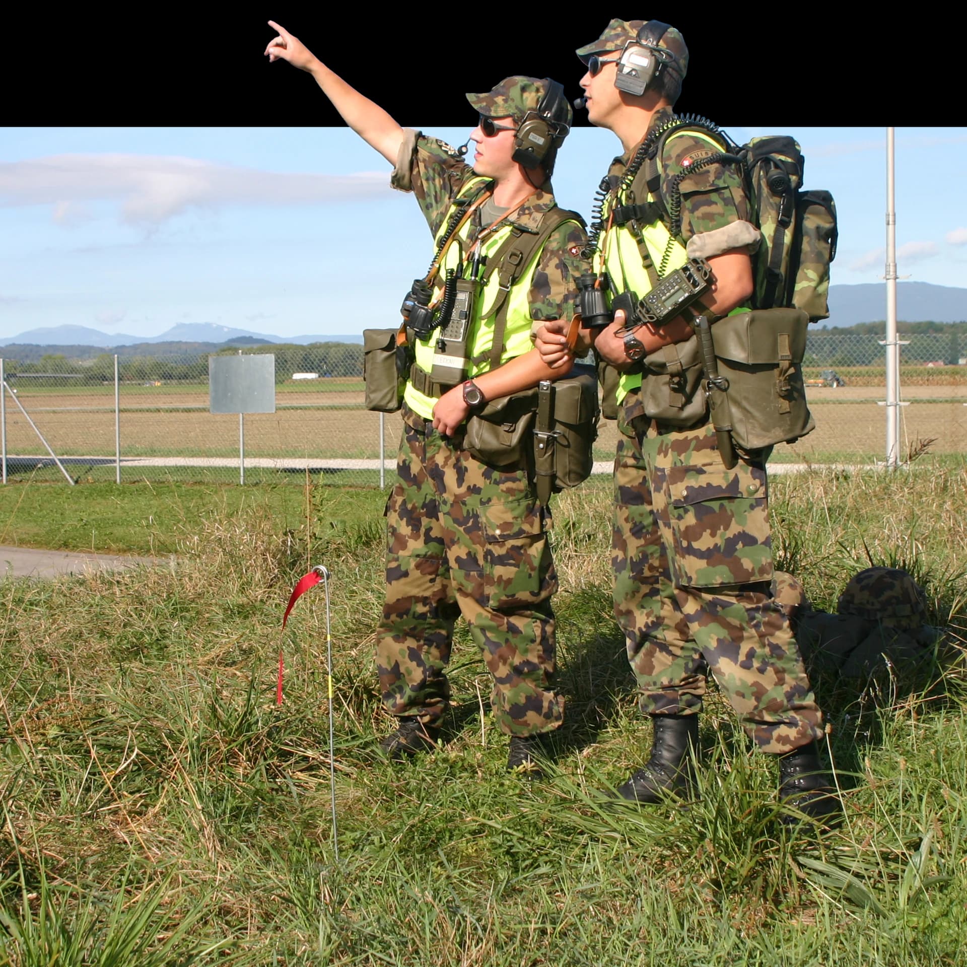 Flugplatzsoldat Support bei der Luftraumbeobachtung