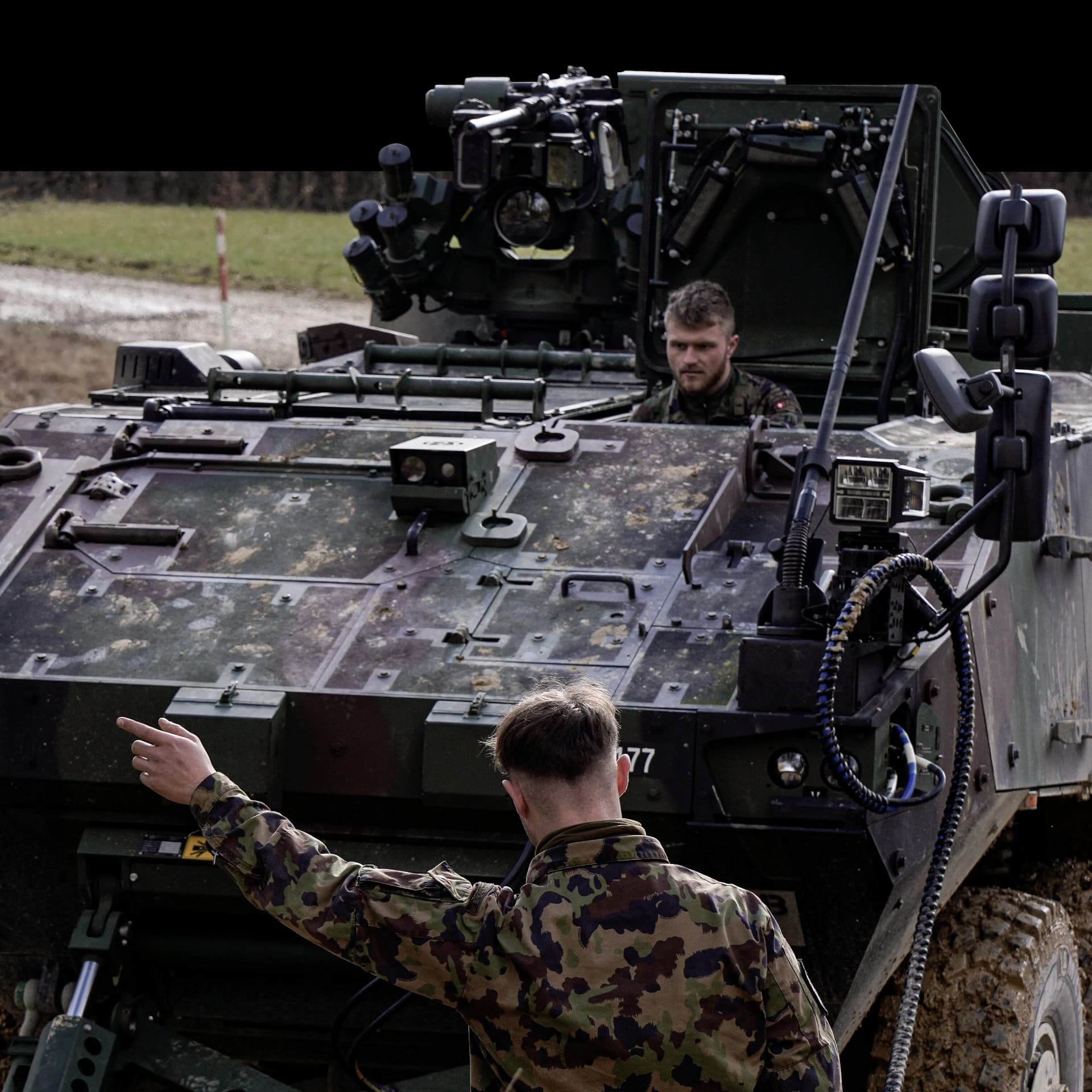 Pionierpanzer 21 mit Minenräumeraufsatz