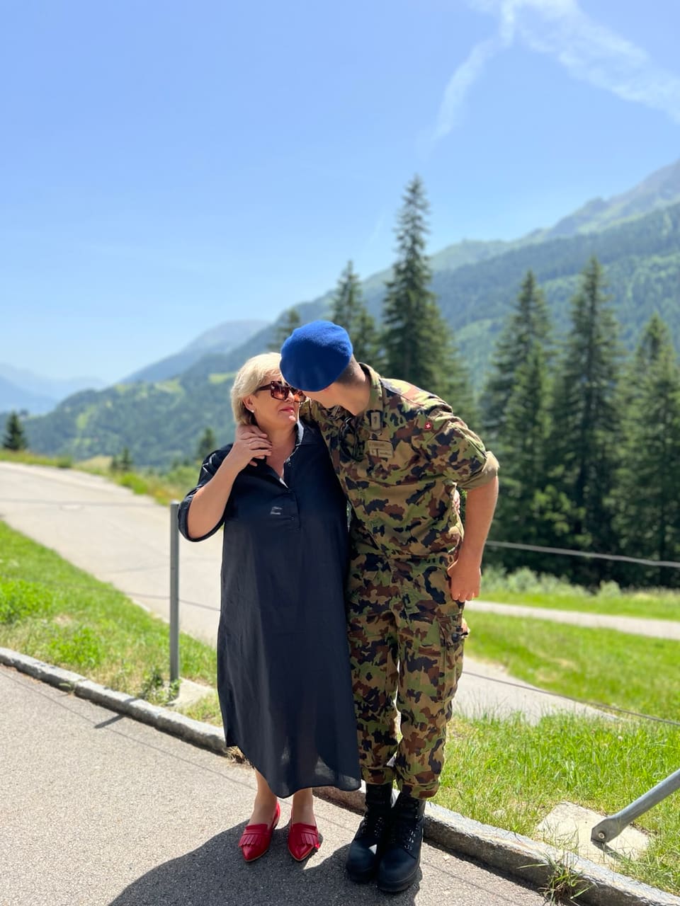 Familie an der Wachtmeister-Feier